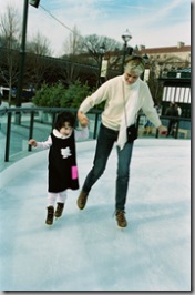 Mother and daughter skating at the National Gallery