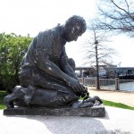 Monument Monday – The Maine Lobsterman